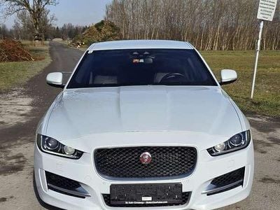 Gebraucht Jaguar XE R-Sport 179 PS (131 kW) 2015 Limousine