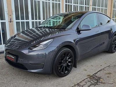 Grau Gebraucht 2021 Tesla Model Y SUV | € 29.990 (Fairer Preis)