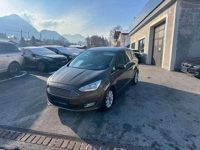 Braun Gebraucht 2018 Ford C-MAX Titanium Van / Kleinbus | € 11.900 (Fairer Preis)
