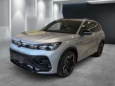 Neu VW Tiguan Sport 204 PS (150 kW) 2025 Silber  metallic SUV
