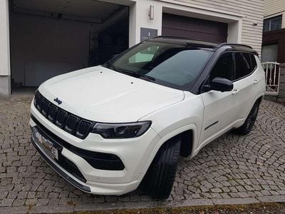 Gebraucht Jeep Compass 179 PS (131 kW) 2022 Weiß SUV