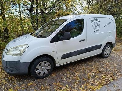 Weiß Gebraucht 2011 Citroën Berlingo Van / Kleinbus | € 3.000