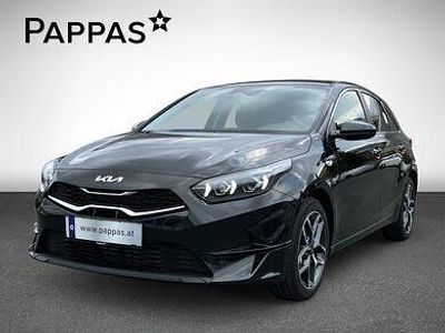 Neu Kia Ceed Silver 140 PS (102 kW) 2025 Black pearl Kleinwagen