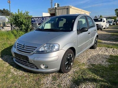 Grau Gebraucht 2004 Citroën C3 Kleinwagen | € 2.049