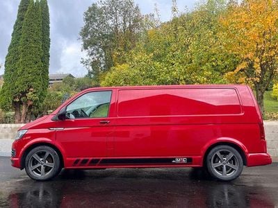 Rot Gebraucht 2015 VW Transporter Van | € 15.900