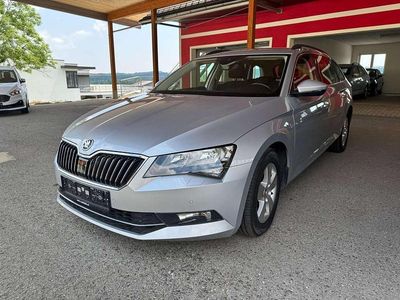 Silber Gebraucht 2019 Skoda Superb Ambition Kombi | € 20.890 (Etwas zu teuer)