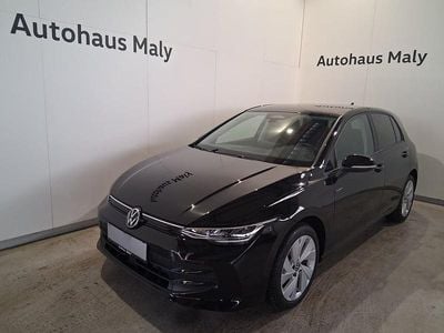 Neu VW Golf VIII 115 PS (84 kW) 2026 Schwarz  metallic