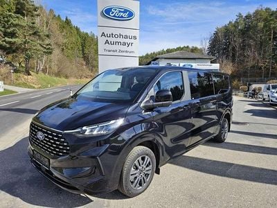 Schwarz Gebraucht 2024 Ford Tourneo Titanium Van / Kleinbus | € 56.990 (Guter Preis)