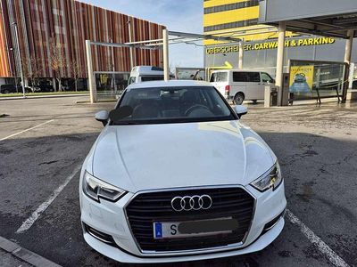 gebraucht Audi A3 A3 SB 1,6 TDI intense intense