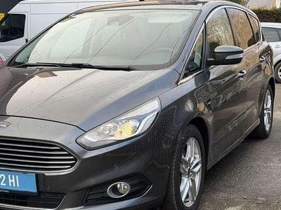 Gebraucht Ford S-MAX Titanium 179 PS (131 kW) 2015 Van / Kleinbus