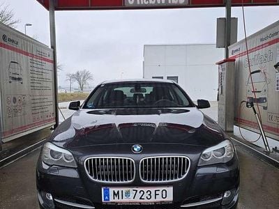 Gebraucht BMW 520 184 PS (135 kW) 2011 Schwarz Limousine