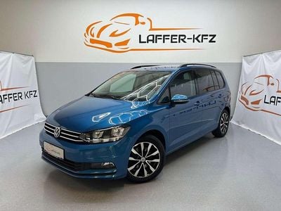 Blau Gebraucht 2021 VW Touran Comfortline Van / Kleinbus | € 25.990 (Fairer Preis)