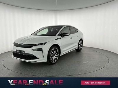 Weiss metallic Gebraucht 2025 Skoda Enyaq iV SportLine SUV | € 51.980