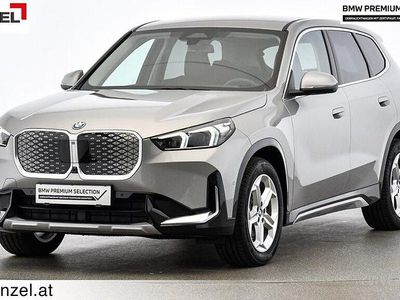 Gebraucht BMW iX1 150 kW (204 PS) 2024 Spacesilber SUV