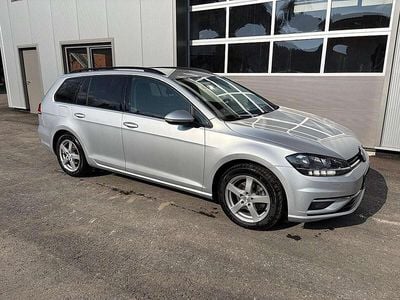 Gebraucht VW Golf VII 150 PS (110 kW) 2020 Silber Kombi