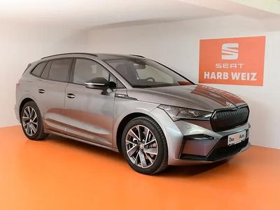 Mittelgrau metallic Gebraucht 2023 Skoda Enyaq iV SportLine SUV | € 43.870 (Etwas zu teuer)