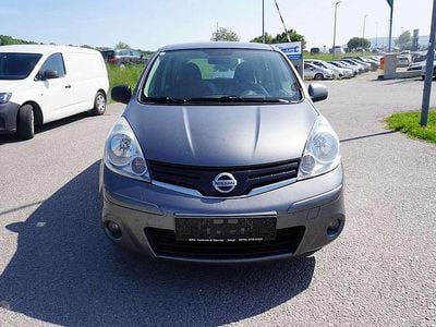 Grau Gebraucht 2011 Nissan Note Acenta Van / Kleinbus | € 2.390