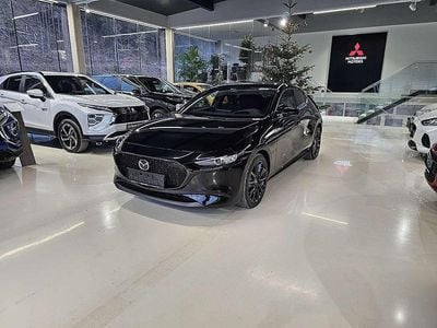 Schwarz Neu 2025 Mazda 3 Homura-Line Limousine | € 25.990 (Fairer Preis)