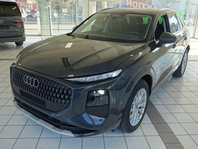 Neu Audi Q3 150 PS (110 kW) 2026 Dunkelgrau  metallic SUV