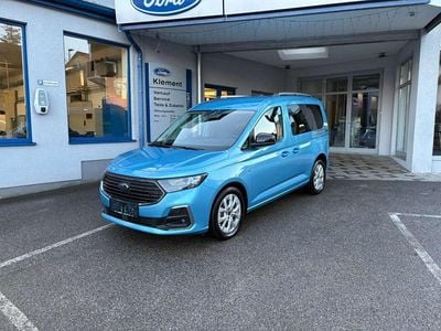 Gebraucht Ford Tourneo Titanium 122 PS (89 kW) 2025 Blau Kombi