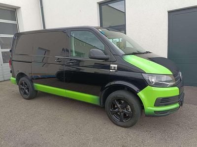 Gebraucht VW T6 102 PS (75 kW) 2015 Schwarz Van