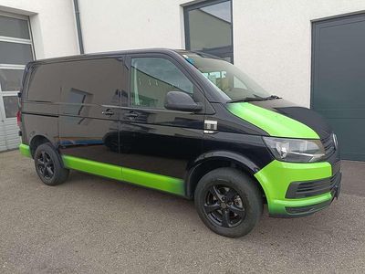 Schwarz Gebraucht 2015 VW T6 Van | € 13.999 (Teuer)