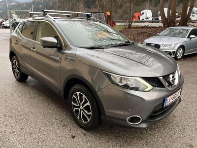 Gebraucht Nissan Qashqai N-Connecta 131 PS (96 kW) 2017 Beige SUV