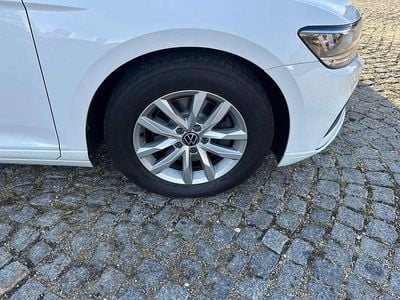 Weiss normal Gebraucht 2021 VW Passat Business Kombi | € 20.690 (Fairer Preis)