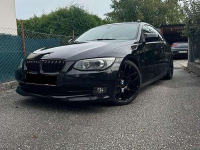 Gebraucht 2012 BMW 330 Coupé | € 13.500