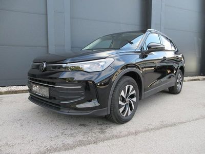 Schwarz metallic Gebraucht 2025 VW Tiguan SUV | € 41.790 (Etwas zu teuer)