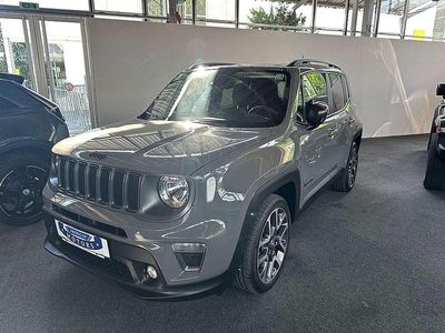 Weiß Gebraucht 2022 Jeep Renegade SUV | € 29.800 (Etwas zu teuer)