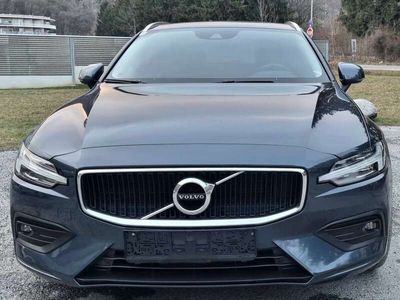 gebraucht Volvo V60 V60D4 AWD Momentum Pro Geartronic Momentum Pro