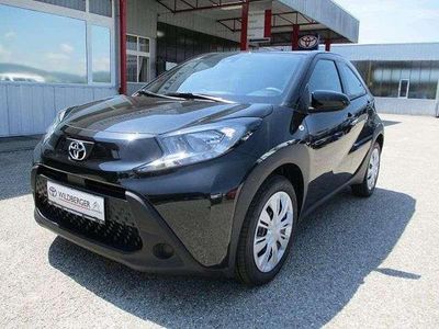 Schwarz Gebraucht 2024 Toyota Aygo X Play SUV | € 15.990 (Fairer Preis)