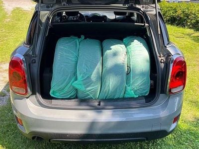 Grau Gebraucht 2020 Mini One D Countryman SUV | € 12.500
