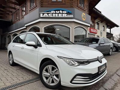 Gebraucht VW Golf VIII Life 150 PS (110 kW) 2022 Weiß Kombi