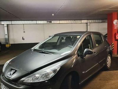 Gebraucht Peugeot 308 95 PS (69 kW) 2011 Grau Limousine
