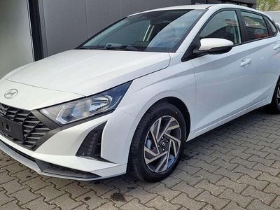 Weiß Neu 2025 Hyundai i20 Kleinwagen | € 20.947 (Fairer Preis)