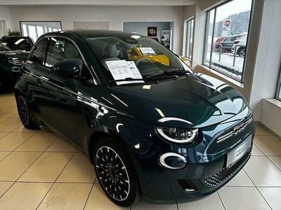 Neu Fiat 500e La Prima 86 kW (118 PS) 2026 Kleinwagen