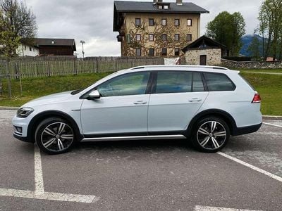 Weiß Gebraucht 2017 VW Golf Alltrack Kombi | € 17.499 (Guter Preis)