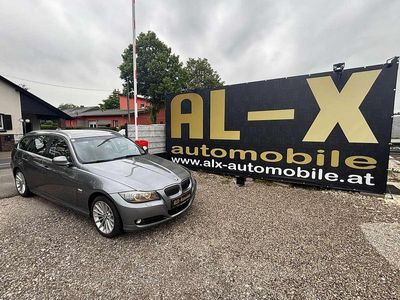 Grau Gebraucht 2012 BMW 330 Sport Line Kombi | € 8.900