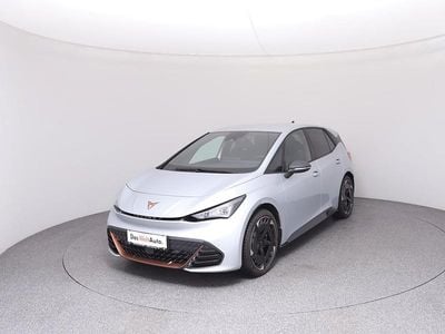 Silber metallic Neu 2025 Cupra Born e-Boost Kleinwagen | € 35.490 (Guter Preis)