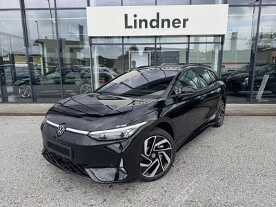 Schwarz metallic Gebraucht 2025 VW ID.7 GTX Kombi | € 66.743 (Teuer)