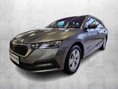 Mittelgrau metallic Gebraucht 2022 Skoda Octavia Business Line Kombi | € 26.490 (Etwas zu teuer)