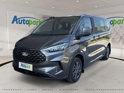 Neu Ford Tourneo 170 PS (125 kW) 2026 Grau Van / Kleinbus