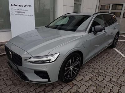Grau Gebraucht 2025 Volvo V60 Plus Kombi | € 44.900 (Fairer Preis)
