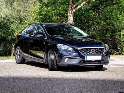 Schwarz Gebraucht 2014 Volvo V40 CC Ocean Race Kombi | € 12.000