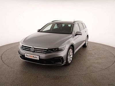 Silber Gebraucht 2021 VW Passat GTE Kombi | € 20.450 (Guter Preis)