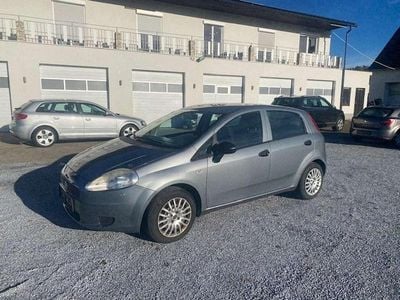 Grau Gebraucht 2009 Fiat Grande Punto Kleinwagen | € 1.990 (Fairer Preis)