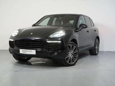 Schwarz metallic Gebraucht 2015 Porsche Cayenne S E-Hybrid SUV | € 39.990