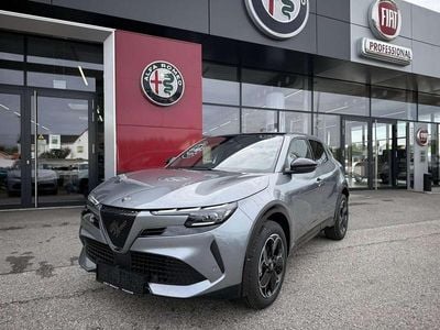 Grau Neu 2025 Alfa Romeo GT Junior SUV | € 34.990 (Fairer Preis)